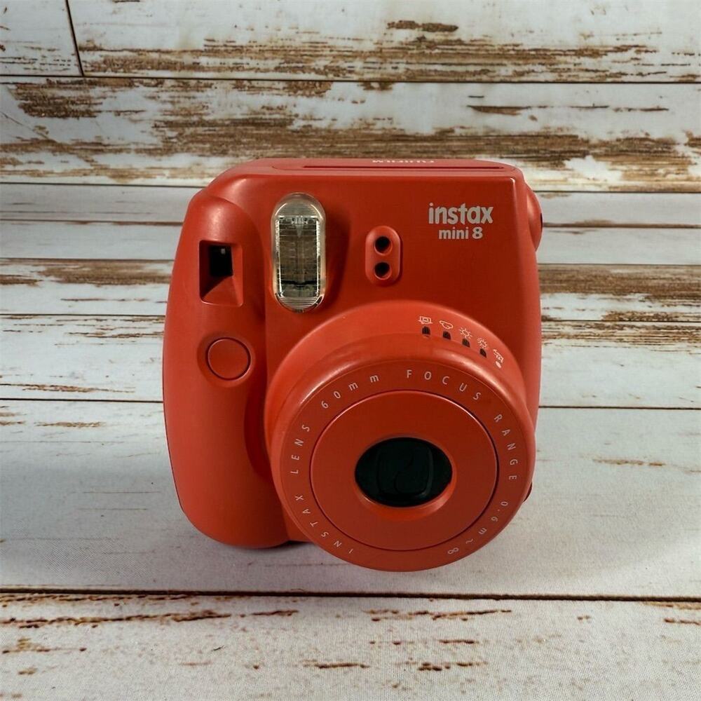 Fujifilm Instax Mini 8 Red Camera